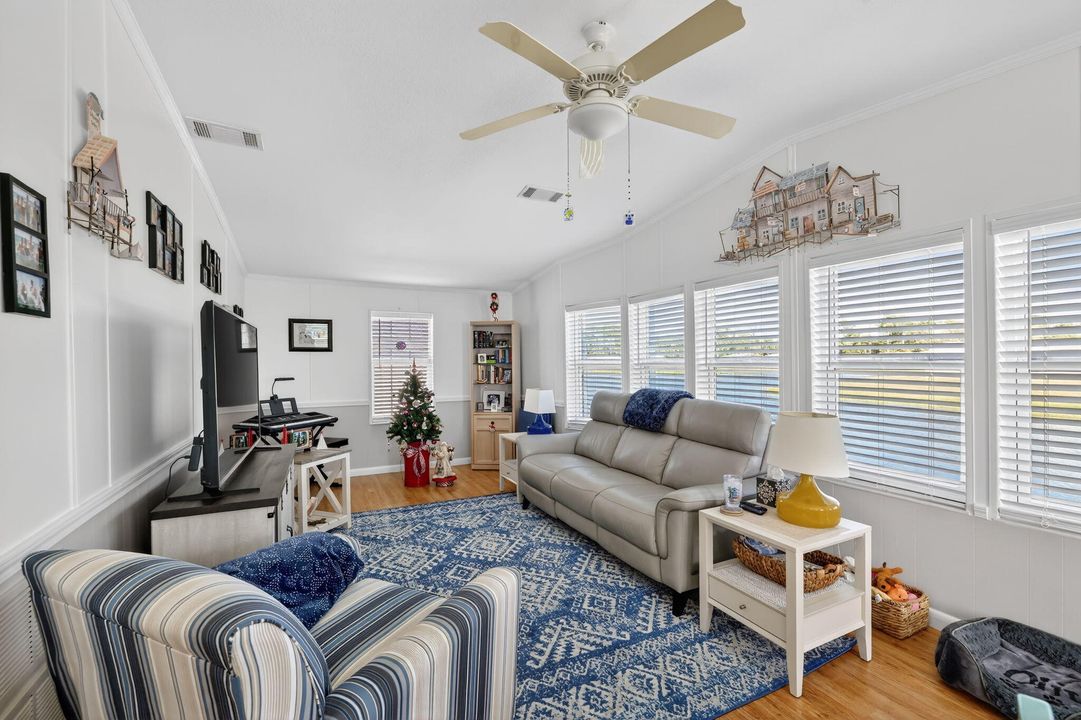 For Sale: $129,900 (3 beds, 2 baths, 1848 Square Feet)