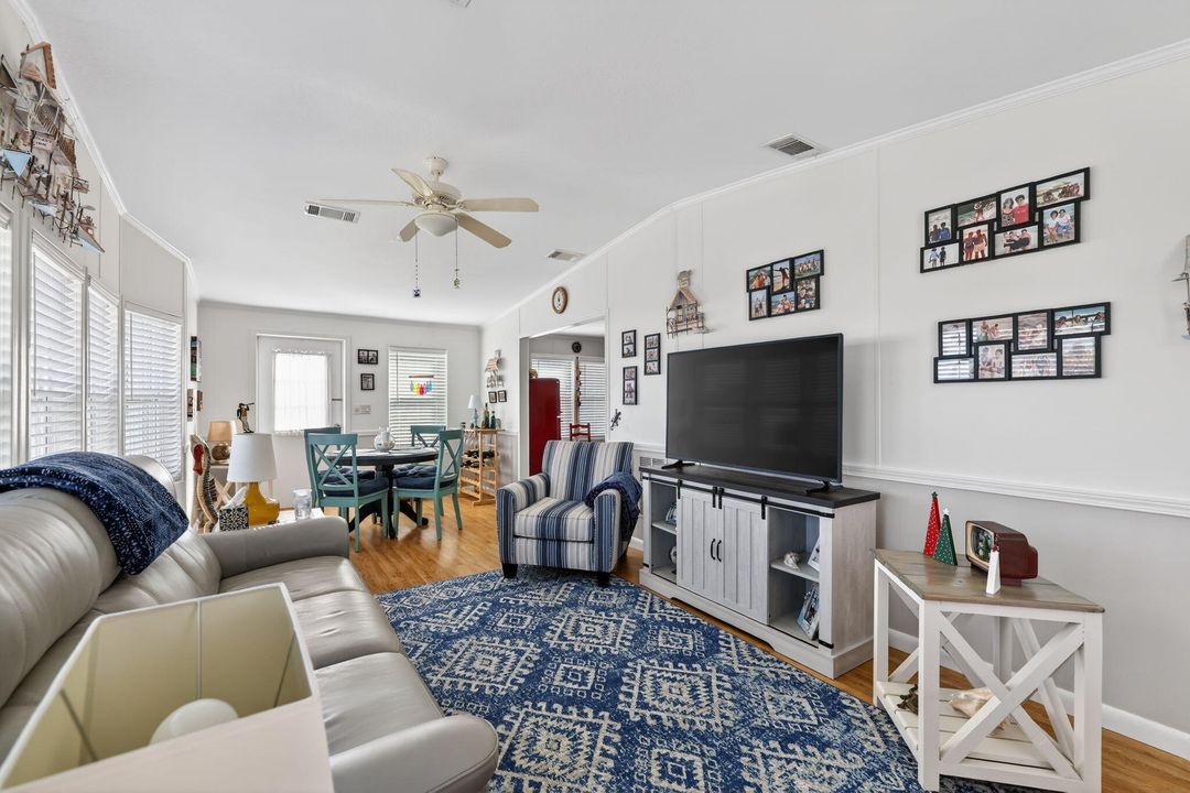 For Sale: $129,900 (3 beds, 2 baths, 1848 Square Feet)