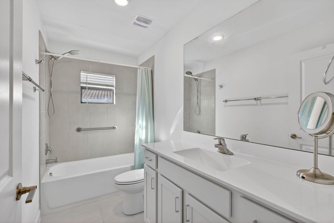 En Venta: $474,900 (4 camas, 2 baños, 1743 Pies cuadrados)