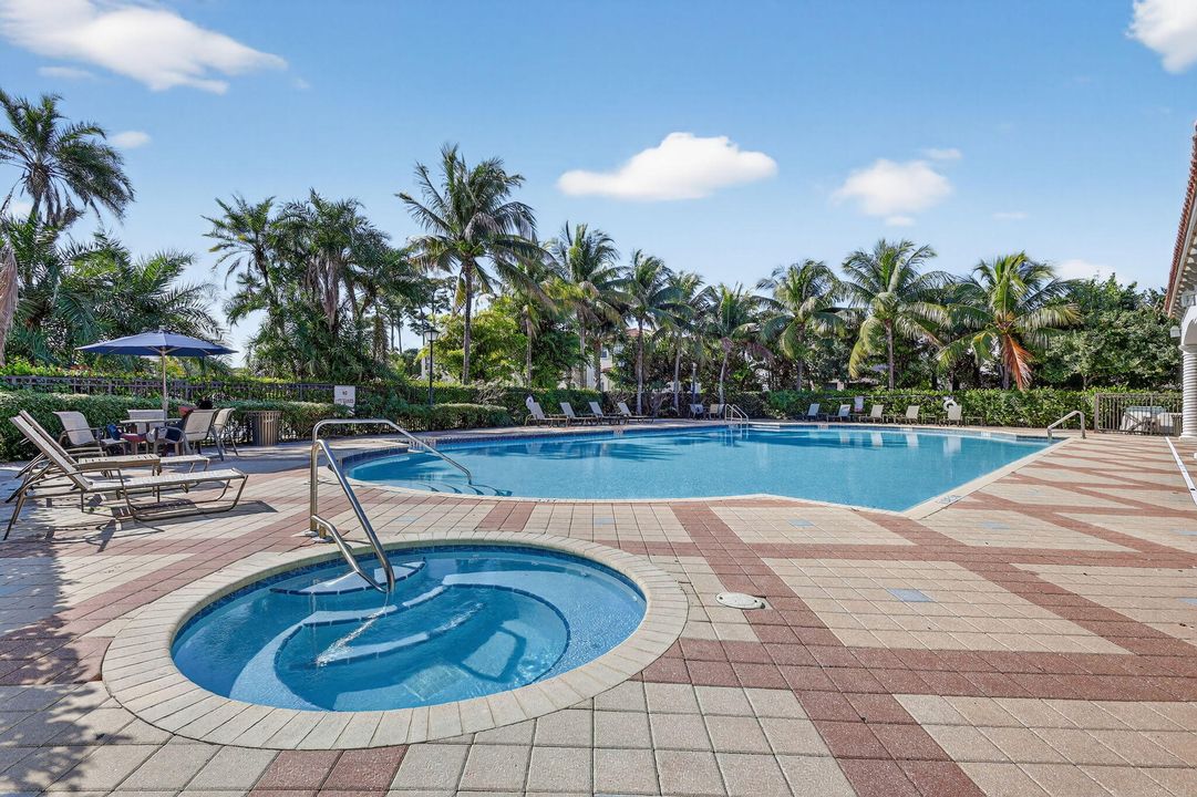 En Venta: $474,900 (4 camas, 2 baños, 1743 Pies cuadrados)