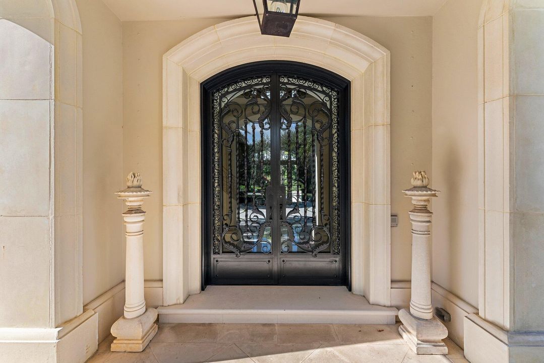 待售: $26,500,000 (6 贝兹, 8 浴室, 10401 平方英尺)