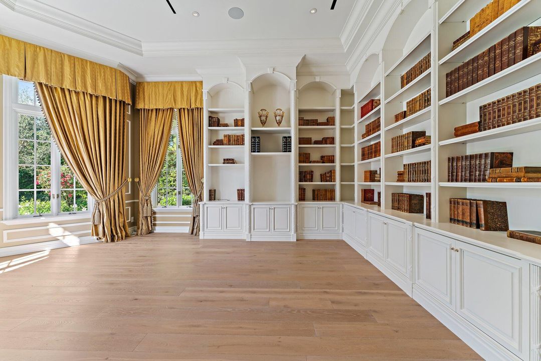 待售: $26,500,000 (6 贝兹, 8 浴室, 10401 平方英尺)