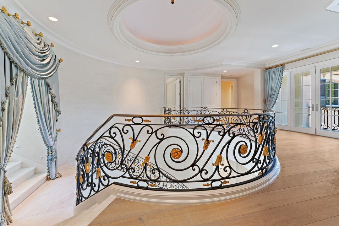 待售: $26,500,000 (6 贝兹, 8 浴室, 10401 平方英尺)