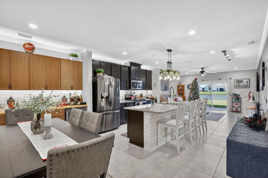 待售: $379,000 (3 贝兹, 2 浴室, 1503 平方英尺)