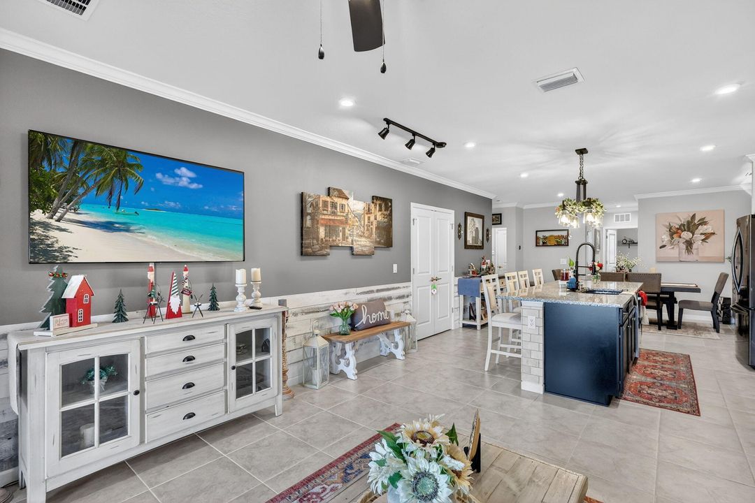 待售: $379,000 (3 贝兹, 2 浴室, 1503 平方英尺)