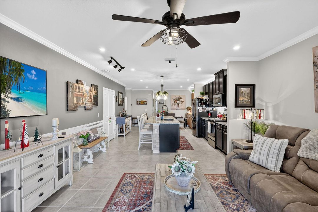 待售: $379,000 (3 贝兹, 2 浴室, 1503 平方英尺)