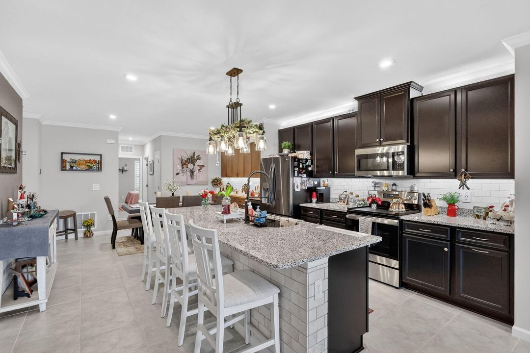 待售: $379,000 (3 贝兹, 2 浴室, 1503 平方英尺)