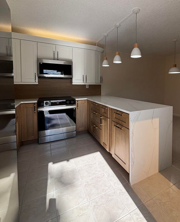 For Rent: $2,550 (2 beds, 2 baths, 1236 Square Feet)