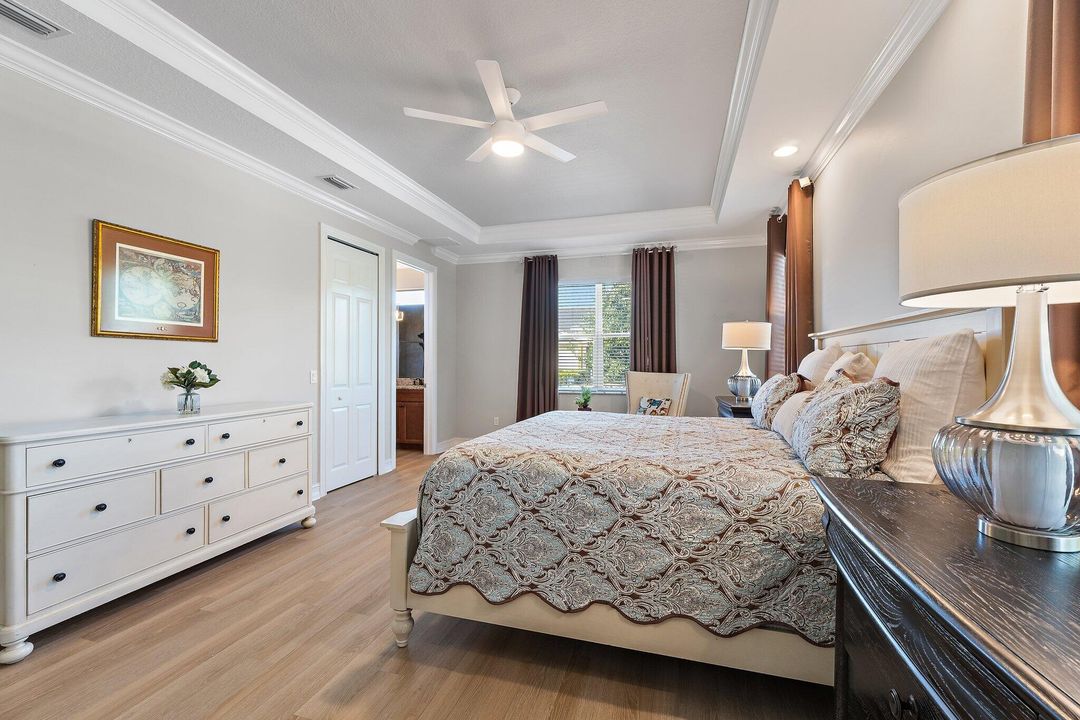 For Sale: $349,900 (3 beds, 2 baths, 1920 Square Feet)