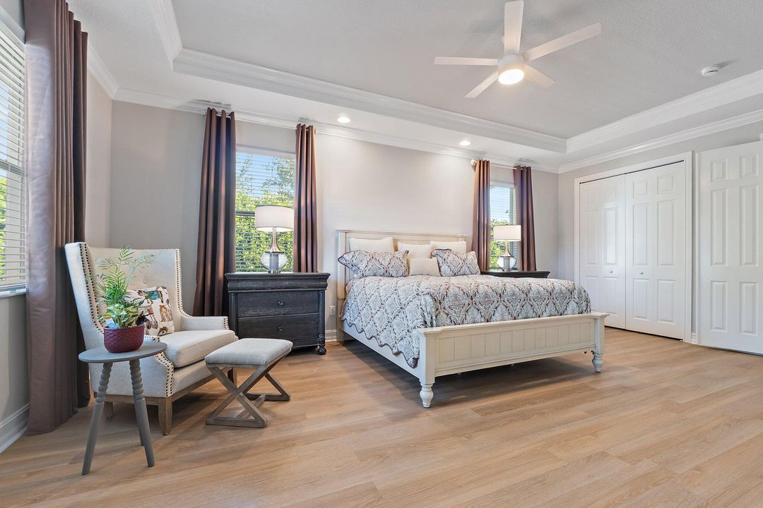 For Sale: $349,900 (3 beds, 2 baths, 1920 Square Feet)