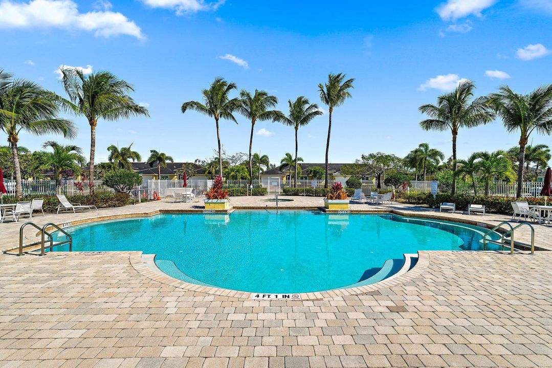 For Sale: $349,900 (3 beds, 2 baths, 1920 Square Feet)