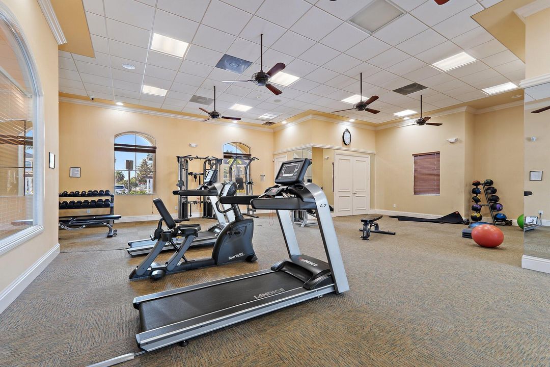 For Sale: $349,900 (3 beds, 2 baths, 1920 Square Feet)