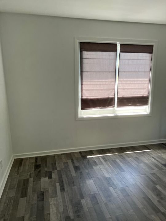 В аренду: $2,200 (2 спален, 1 ванн, 956 Квадратных фут)