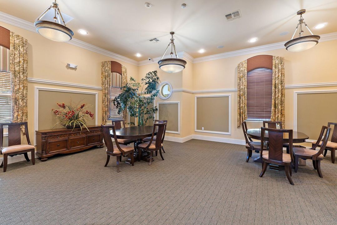 For Sale: $349,900 (3 beds, 2 baths, 1920 Square Feet)