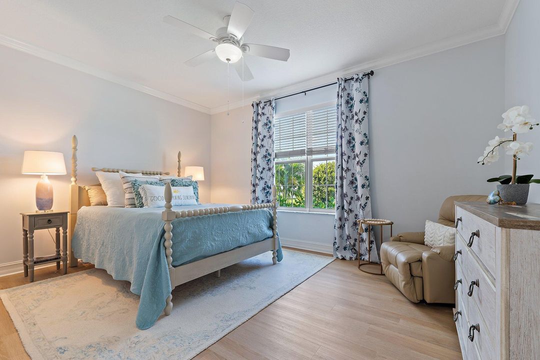 For Sale: $349,900 (3 beds, 2 baths, 1920 Square Feet)