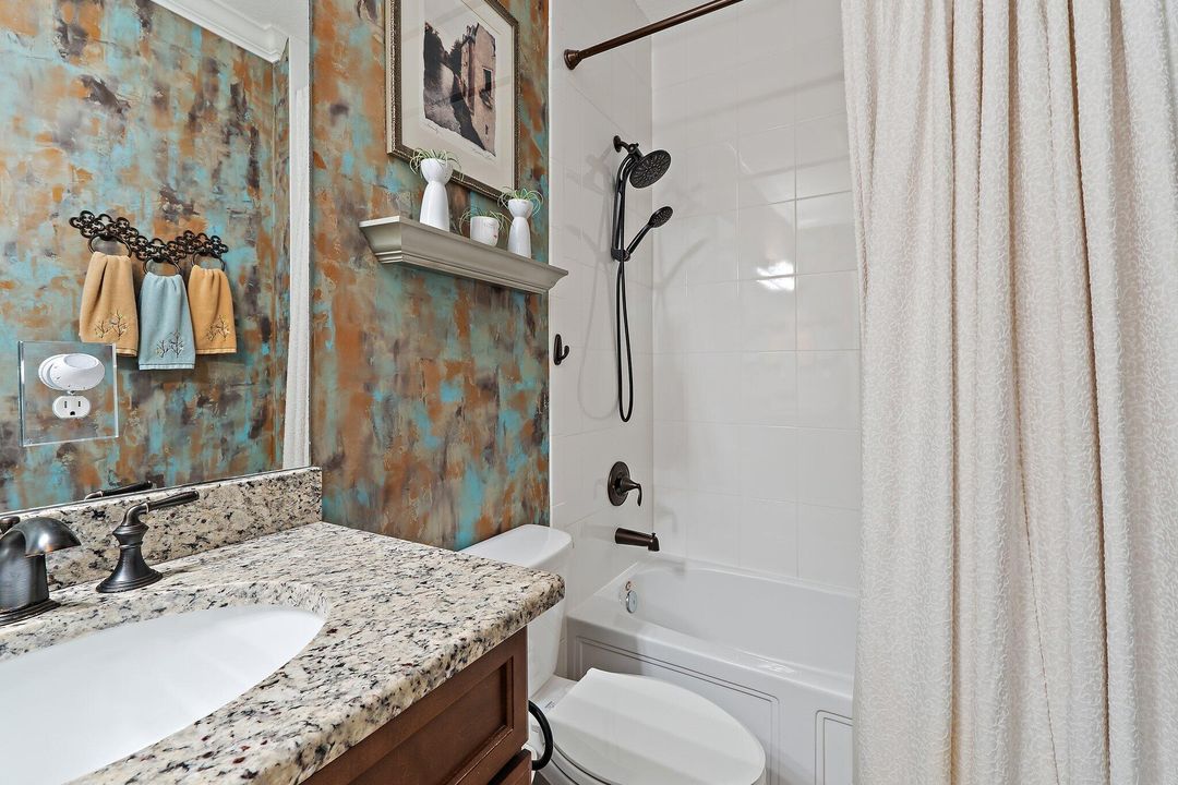 For Sale: $349,900 (3 beds, 2 baths, 1920 Square Feet)