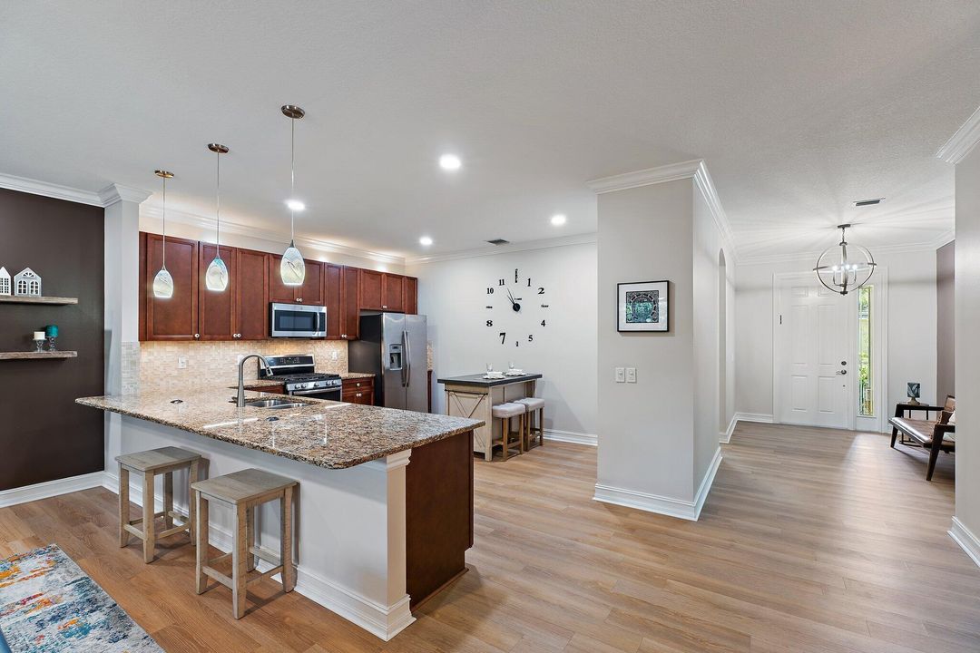 For Sale: $349,900 (3 beds, 2 baths, 1920 Square Feet)