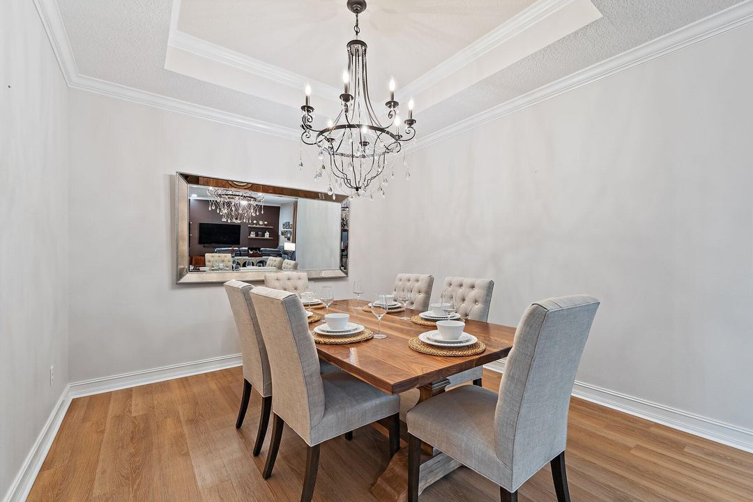 For Sale: $349,900 (3 beds, 2 baths, 1920 Square Feet)