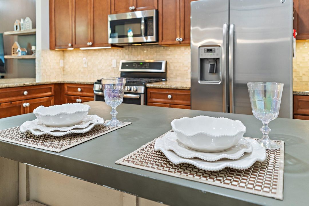 For Sale: $349,900 (3 beds, 2 baths, 1920 Square Feet)