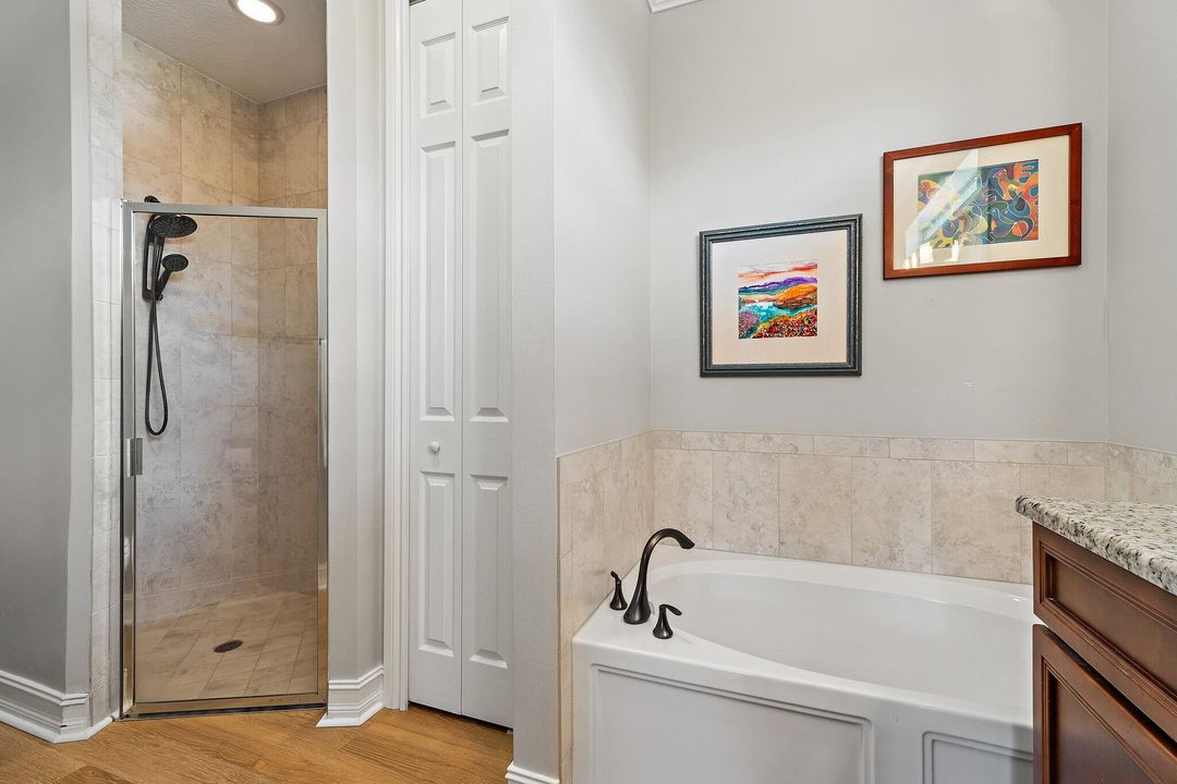 For Sale: $349,900 (3 beds, 2 baths, 1920 Square Feet)