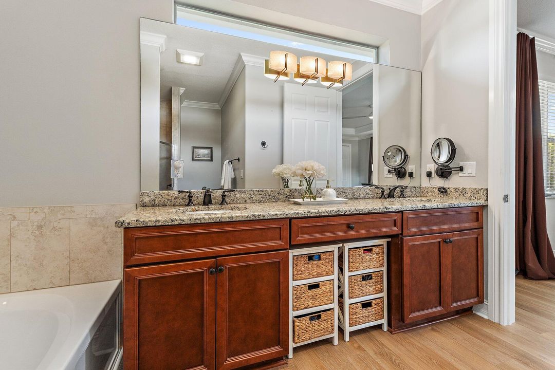 For Sale: $349,900 (3 beds, 2 baths, 1920 Square Feet)