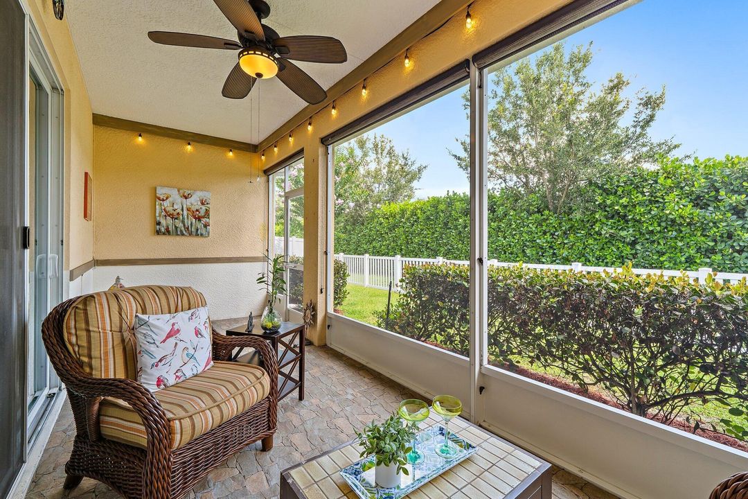 For Sale: $349,900 (3 beds, 2 baths, 1920 Square Feet)