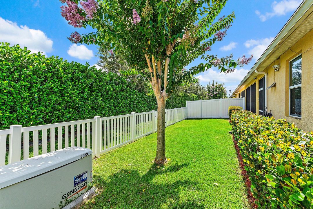 For Sale: $349,900 (3 beds, 2 baths, 1920 Square Feet)