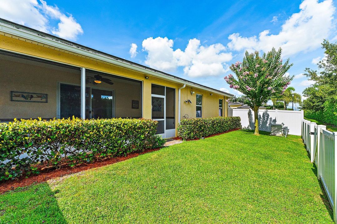 For Sale: $349,900 (3 beds, 2 baths, 1920 Square Feet)