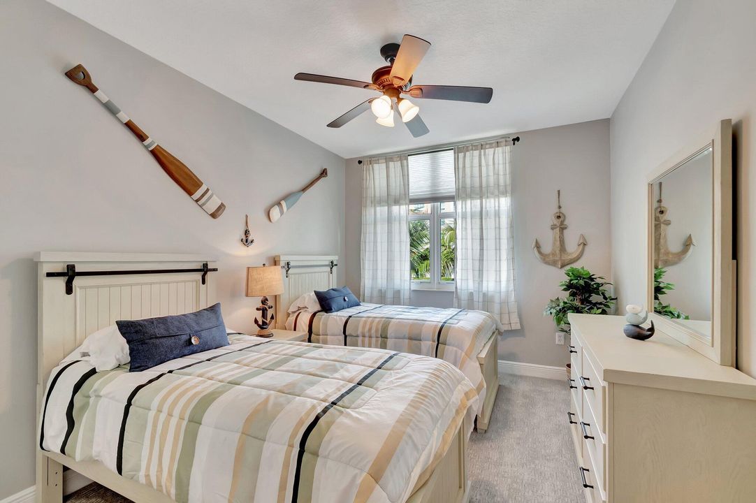 На продажу: $399,800 (3 спален, 2 ванн, 1515 Квадратных фут)