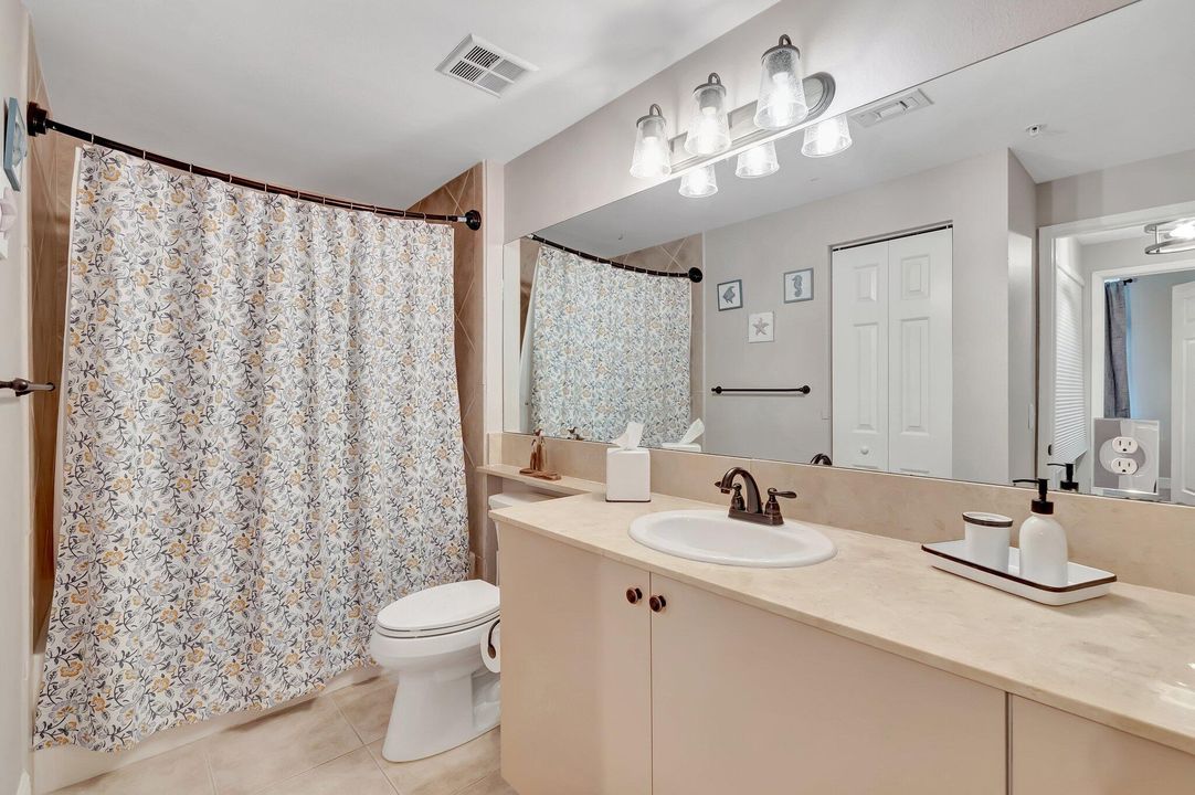 На продажу: $399,800 (3 спален, 2 ванн, 1515 Квадратных фут)