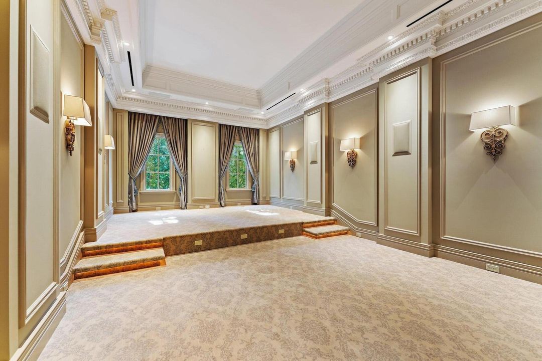 待售: $26,500,000 (6 贝兹, 8 浴室, 10401 平方英尺)