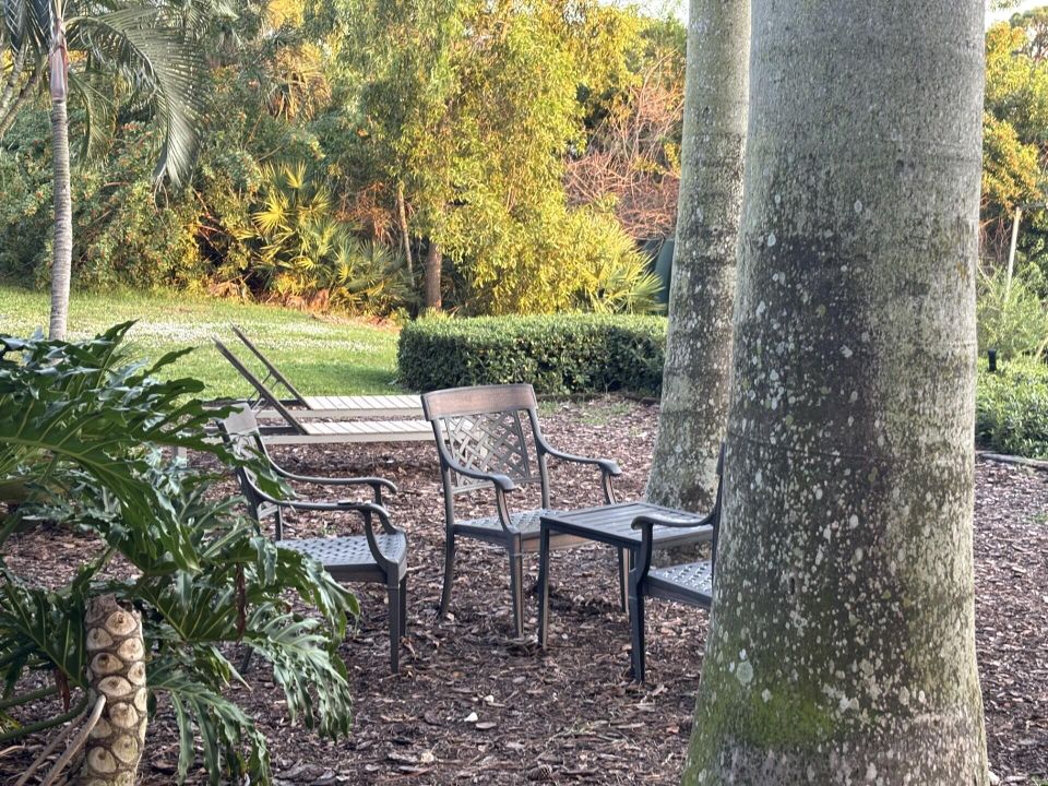 For Rent: $4,000 (2 beds, 1 baths, 1126 Square Feet)