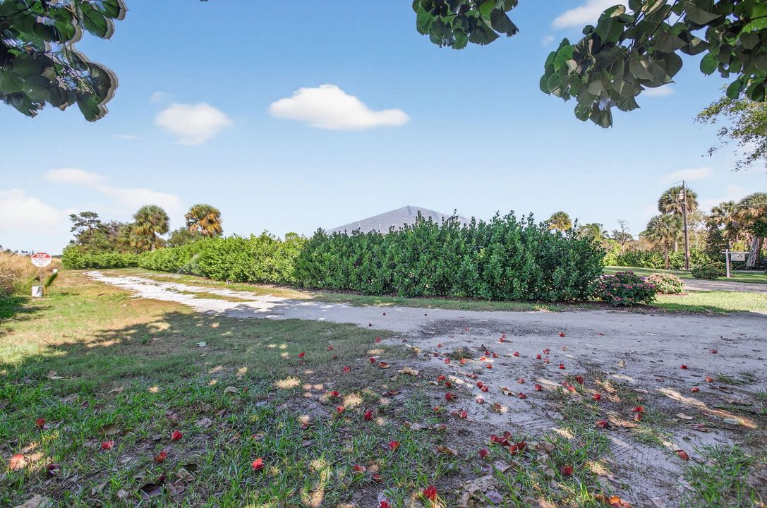 待售: $1,049,000 (4 贝兹, 2 浴室, 2205 平方英尺)