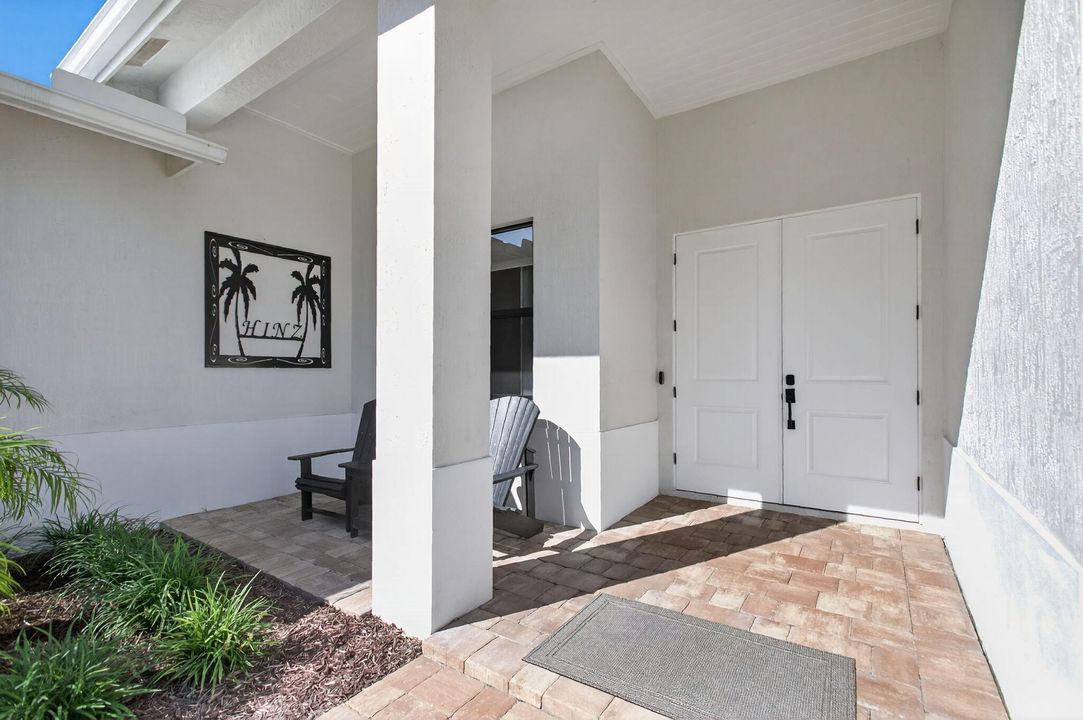 待售: $1,049,000 (4 贝兹, 2 浴室, 2205 平方英尺)