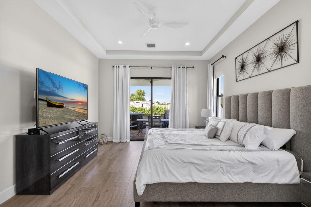 待售: $1,049,000 (4 贝兹, 2 浴室, 2205 平方英尺)