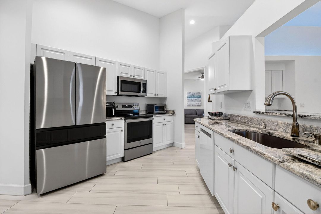 En Venta: $450,000 (3 camas, 2 baños, 1599 Pies cuadrados)