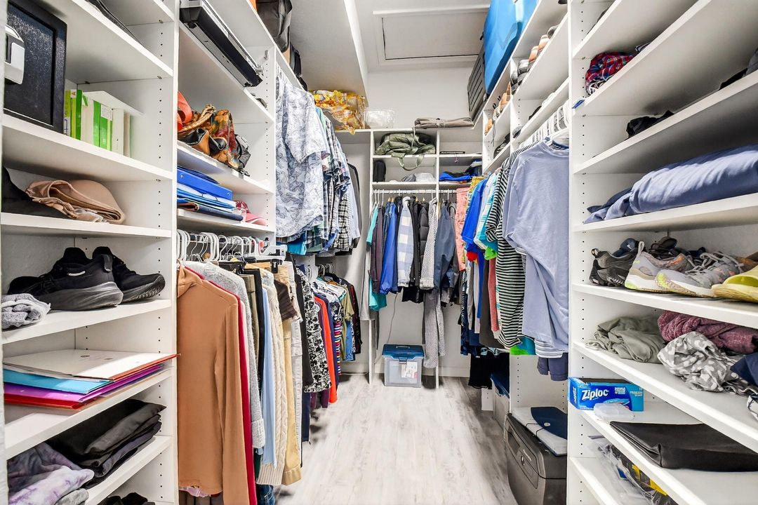 En Venta: $450,000 (3 camas, 2 baños, 1599 Pies cuadrados)