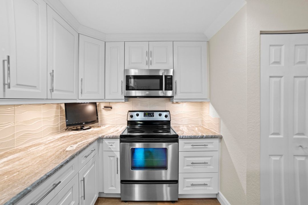 En Venta: $359,000 (3 camas, 2 baños, 1611 Pies cuadrados)