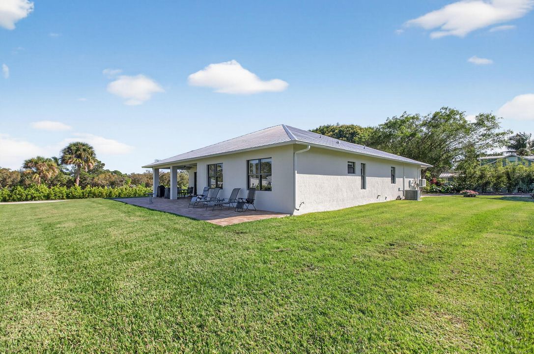 待售: $1,049,000 (4 贝兹, 2 浴室, 2205 平方英尺)