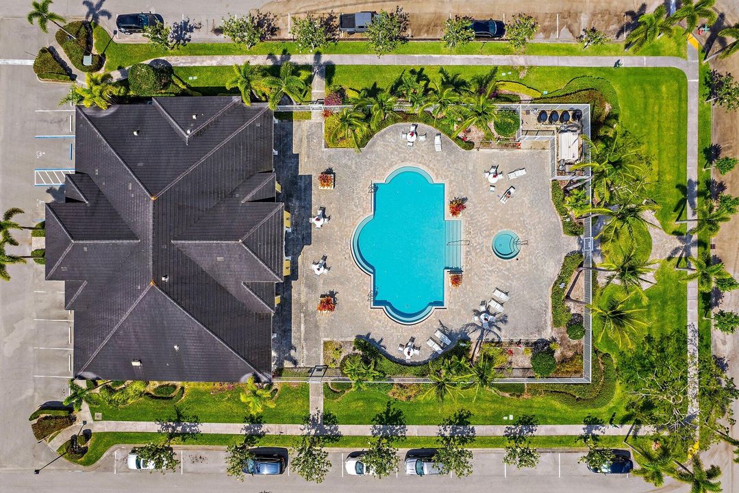 For Sale: $349,900 (3 beds, 2 baths, 1920 Square Feet)