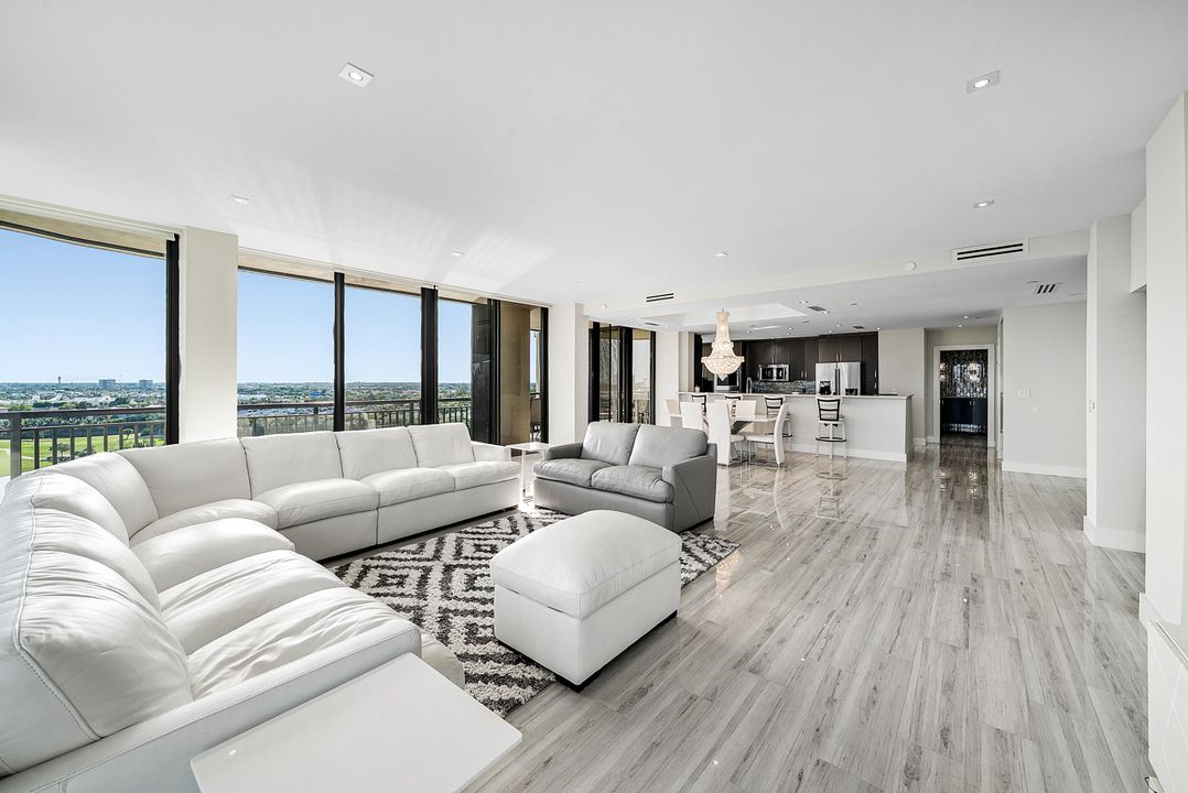 For Sale: $799,000 (2 beds, 2 baths, 2219 Square Feet)