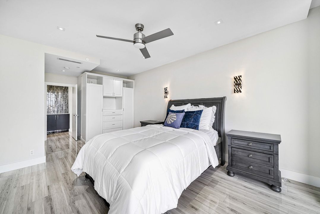 For Sale: $799,000 (2 beds, 2 baths, 2219 Square Feet)