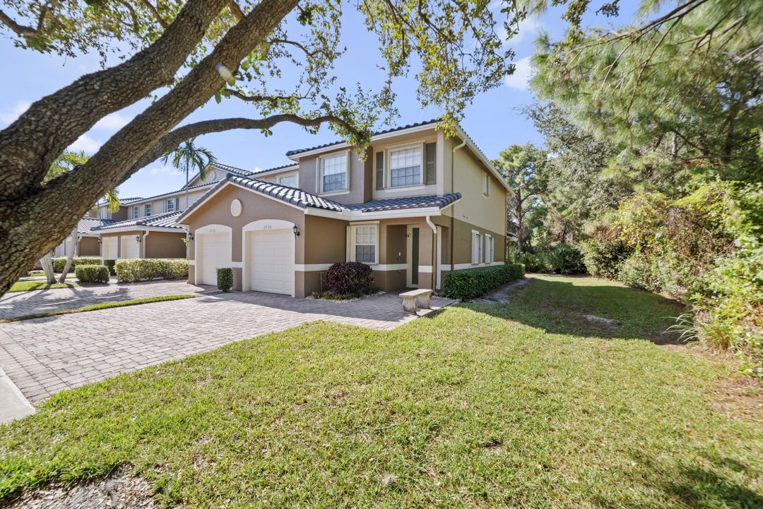 En Venta: $359,000 (3 camas, 2 baños, 1611 Pies cuadrados)