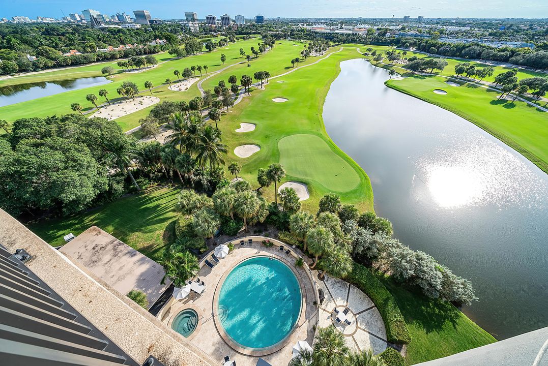 For Sale: $799,000 (2 beds, 2 baths, 2219 Square Feet)