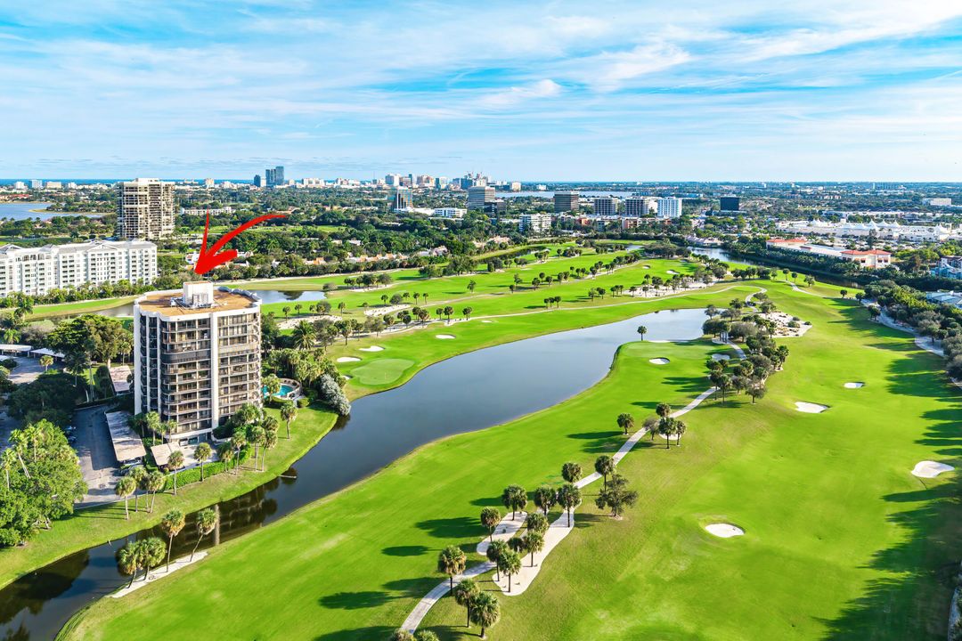 For Sale: $799,000 (2 beds, 2 baths, 2219 Square Feet)