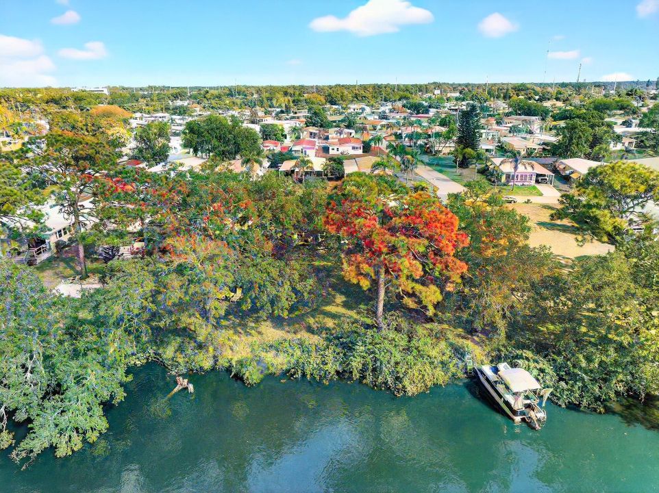 待售: $186,000 (2 贝兹, 2 浴室, 1319 平方英尺)