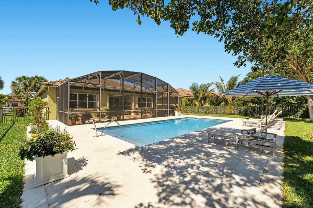 For Sale: $855,000 (3 beds, 2 baths, 2630 Square Feet)