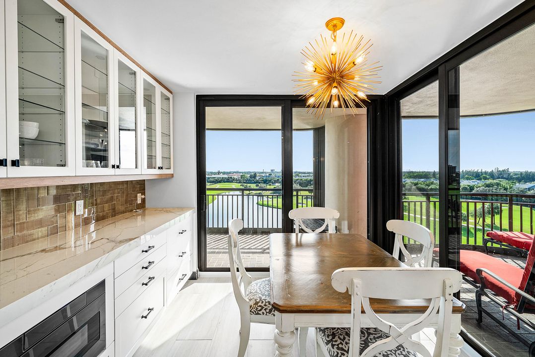 For Sale: $899,000 (3 beds, 2 baths, 2559 Square Feet)