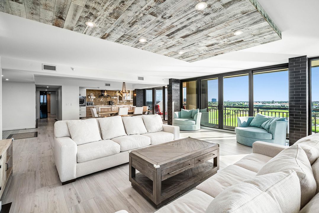 For Sale: $899,000 (3 beds, 2 baths, 2559 Square Feet)