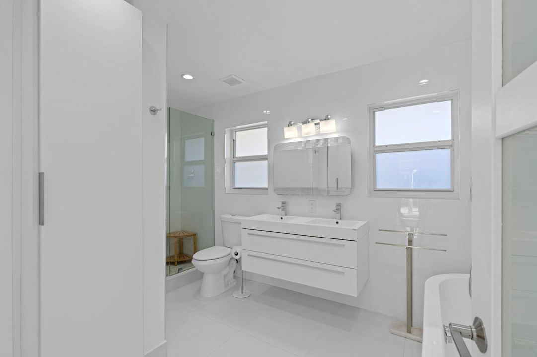 出租: $7,500 (3 贝兹, 3 浴室, 1770 平方英尺)